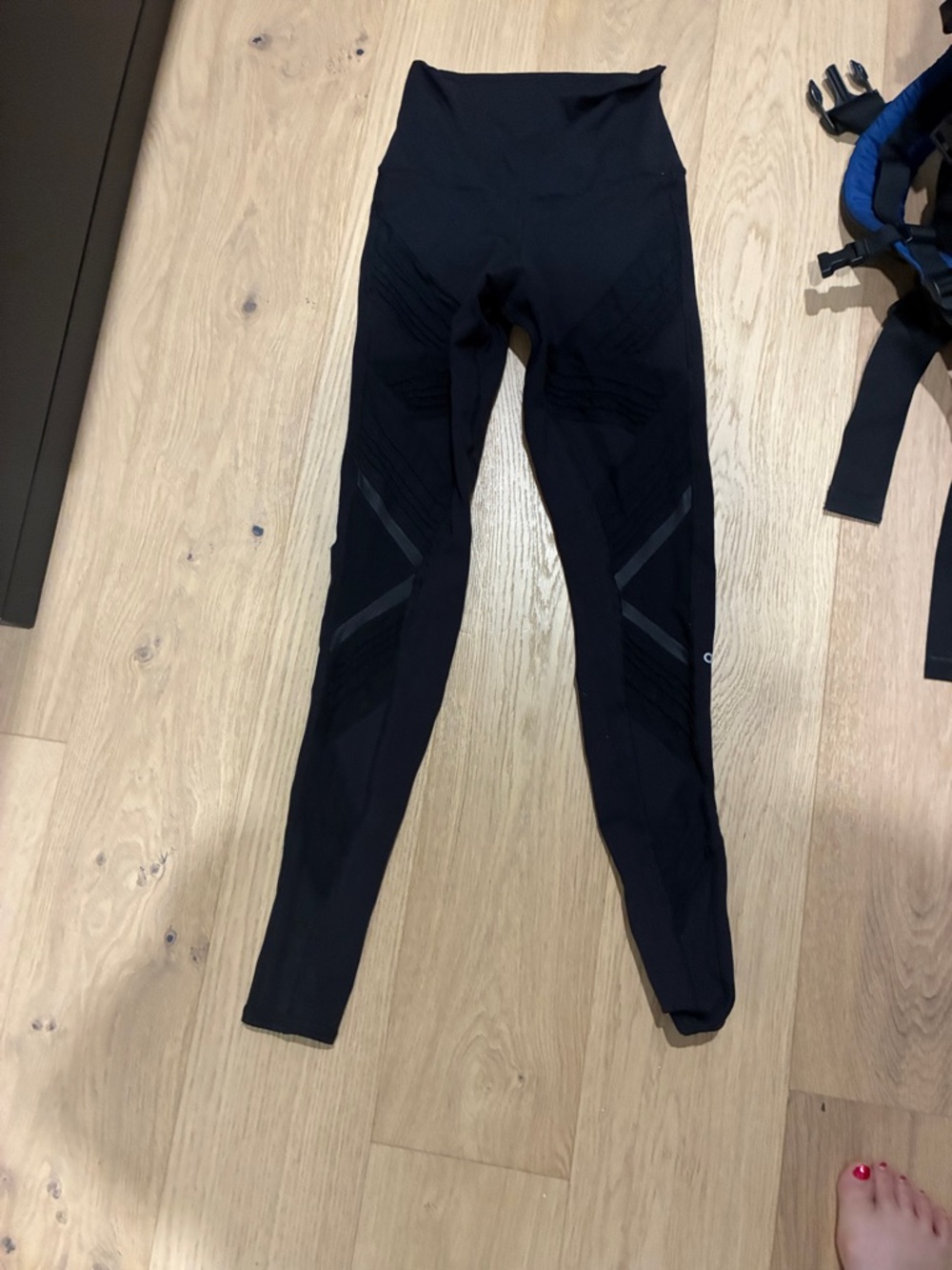 ALO Yoga Black Performance Leggings